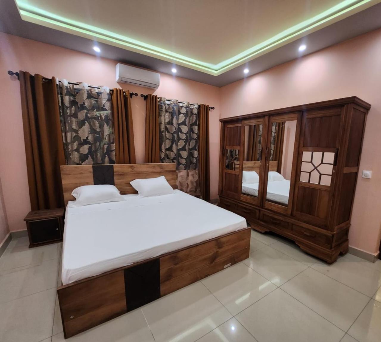 Ocean Heaven Hotel ماهاجانا المظهر الخارجي الصورة